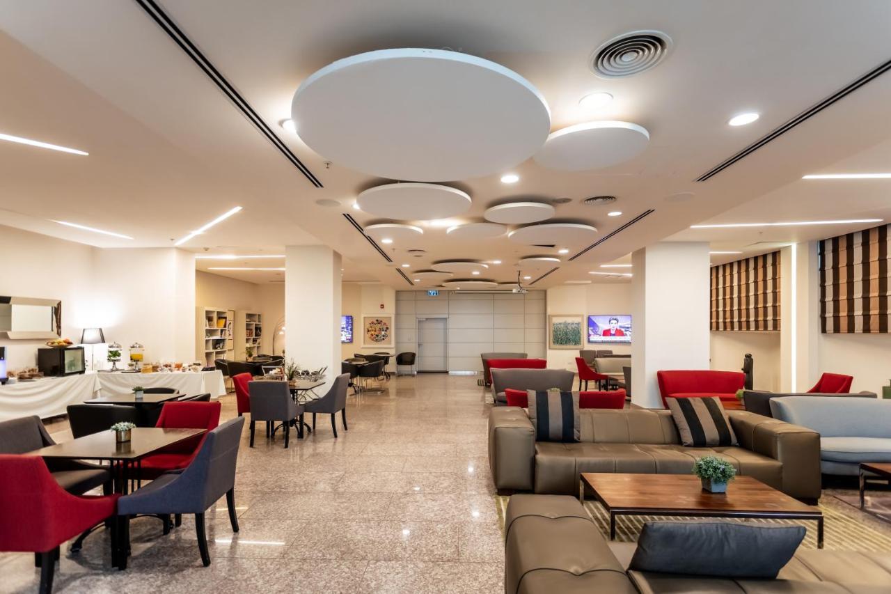 โรงแรมเบ็นจามินเฮอร์ซลิย่าบิสซิเนส Herzliya ภายนอก รูปภาพ